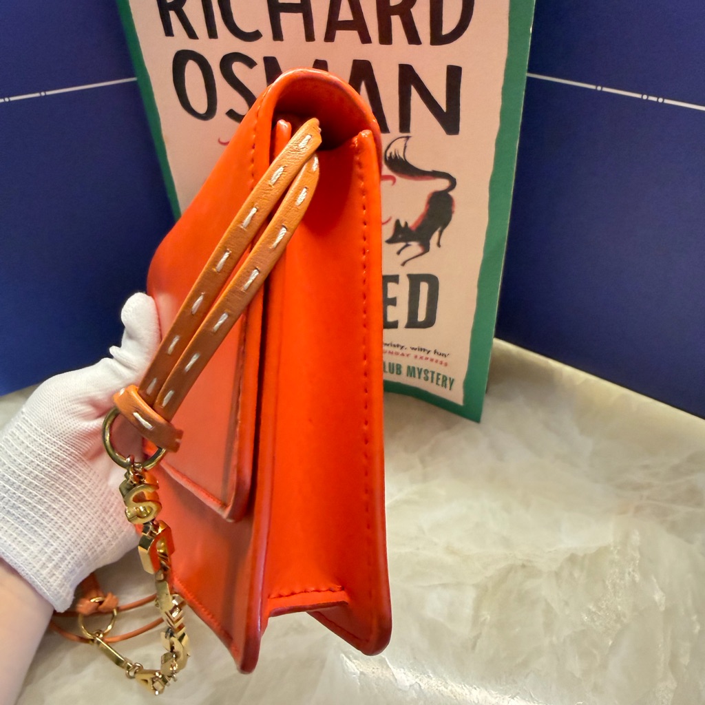 Jacquemus Orange Leather Crossbody With Gold Chain Accent — image 5 of 8